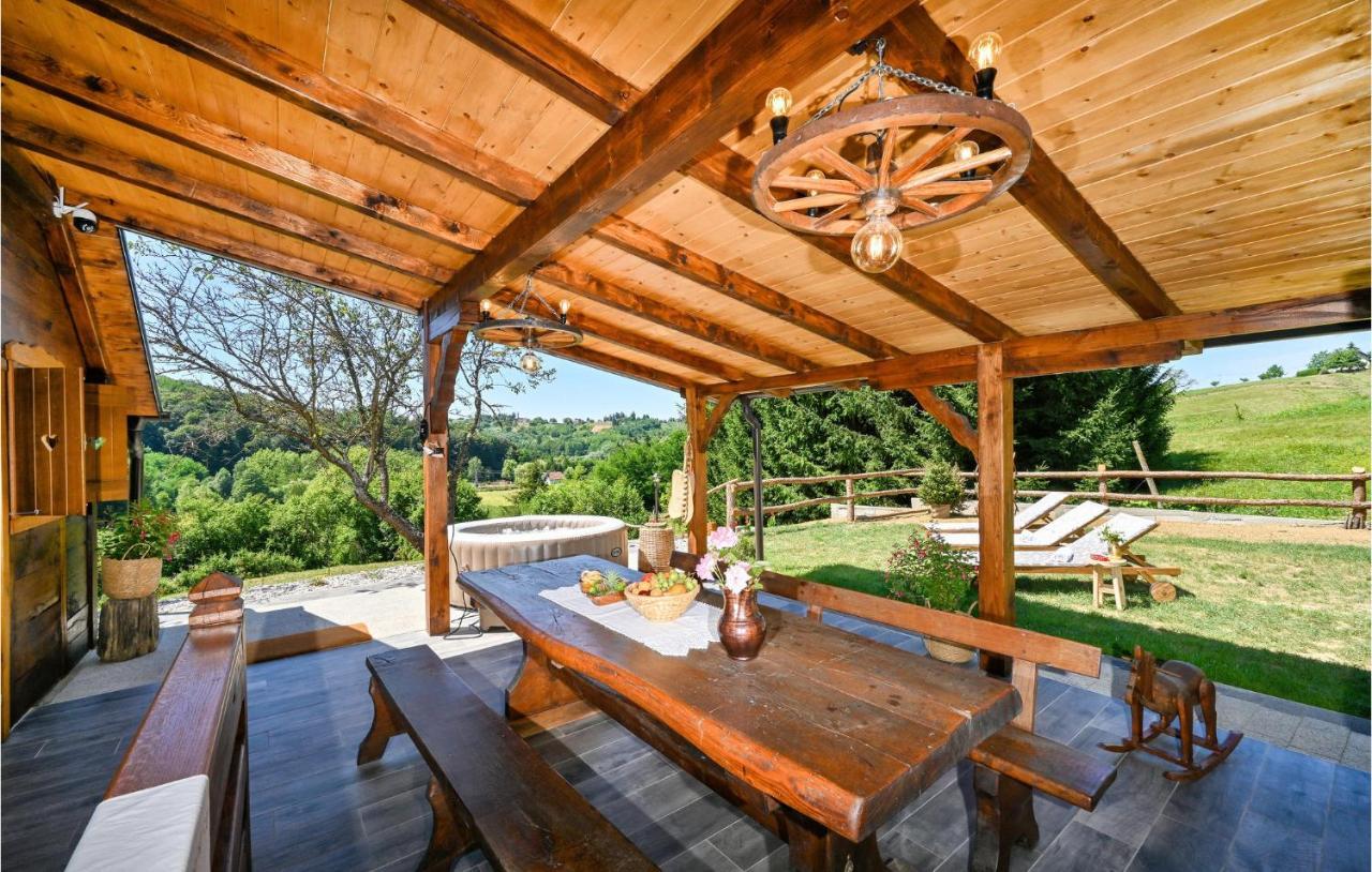 Pet Friendly Home In Varazdin Breg With Jacuzzi Экстерьер фото