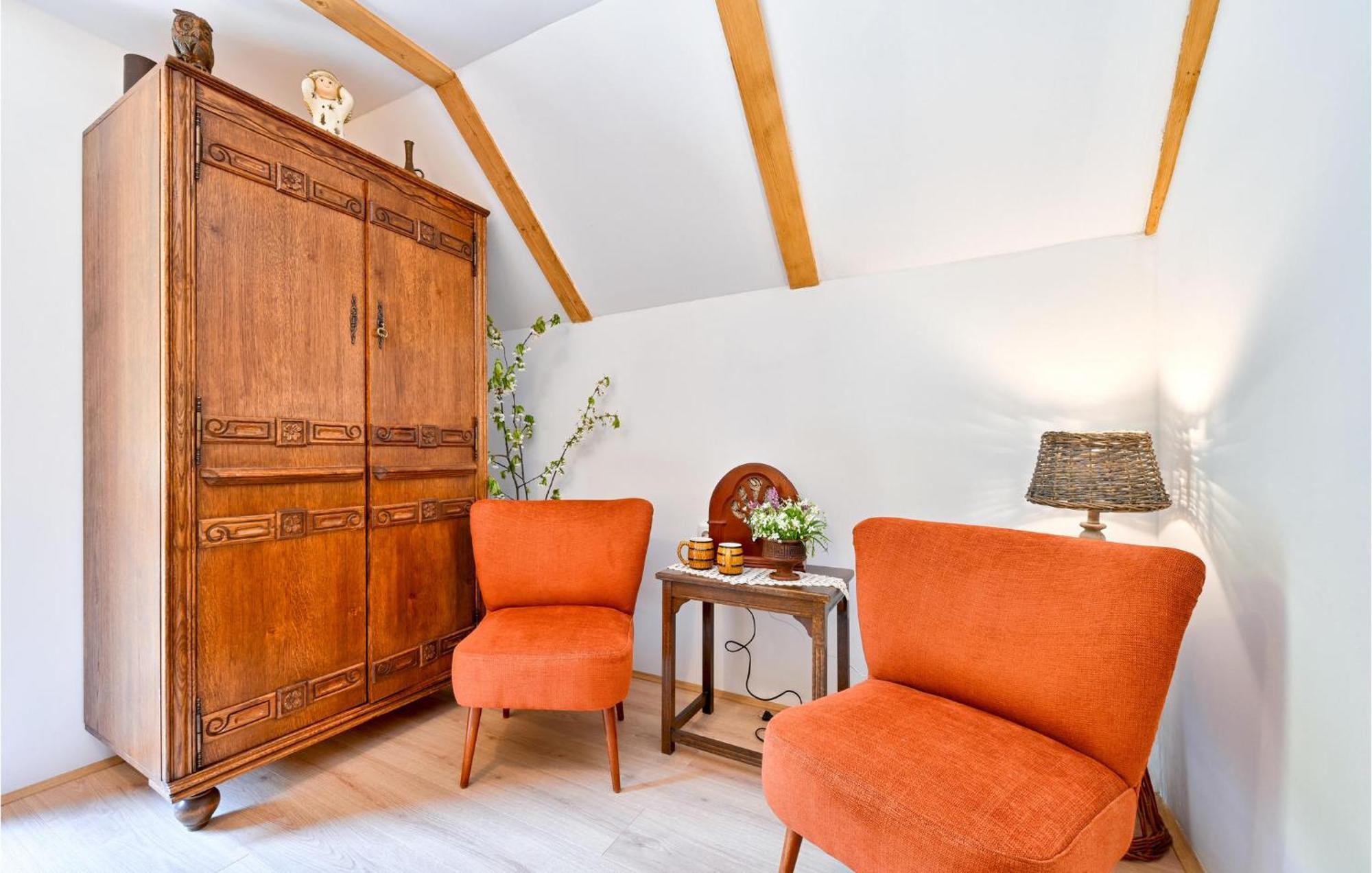 Pet Friendly Home In Varazdin Breg With Jacuzzi Экстерьер фото